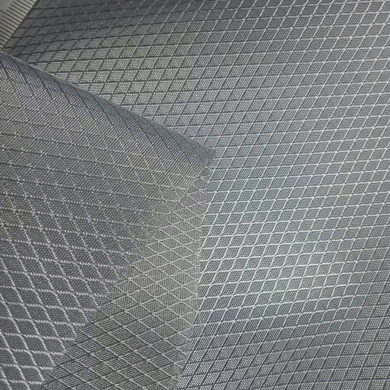 鞋子選網(wǎng)鞋網(wǎng)布的好 還是皮制材質(zhì)的好